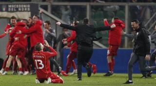 סנסציה. שחקני צפון מקדוניה חוגגים