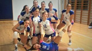 מכבי רעננה כדורעף נשים