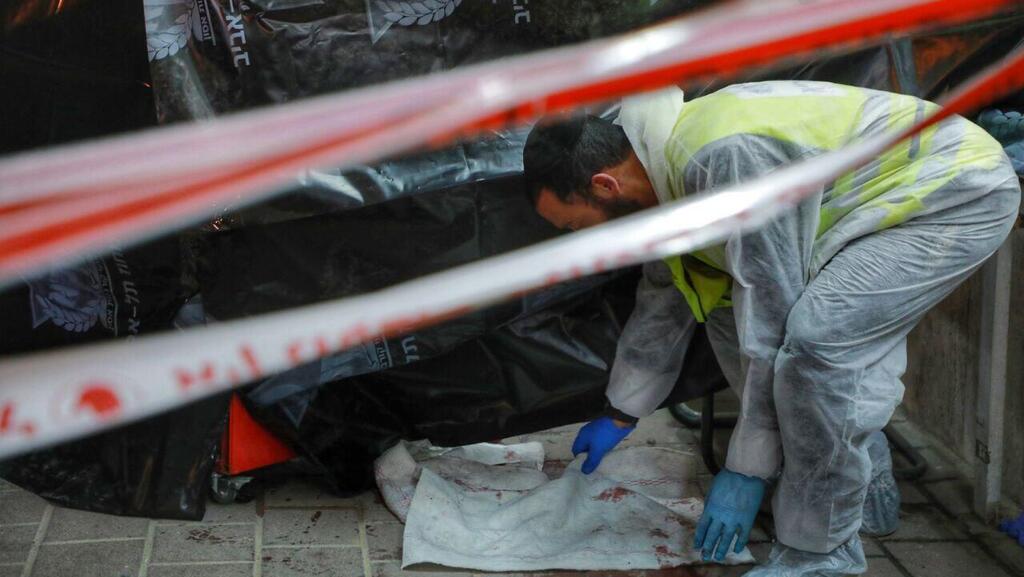 The scene of the attack in Bnei Brak (Photo: Dana Kopel) הזירה בבני ברק