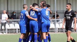 שחקני מכבי פתח תקווה חוגגים