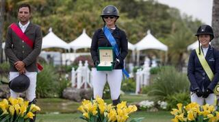 אשלי בונד על הפודיום