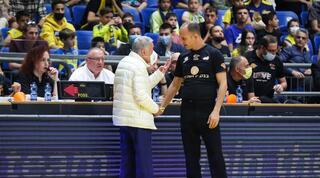 שמעון מזרחי עם השופט