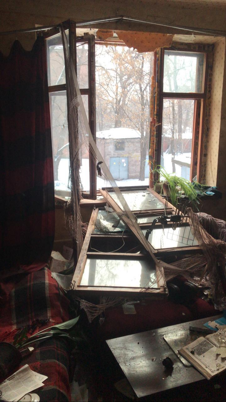 Разрушенная взрывом квартира Надежды в Днепре 