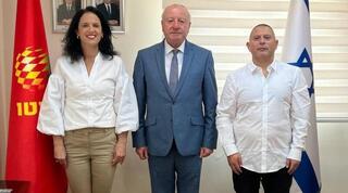 יעל אלמור - ליאון עם צור וברדוגו