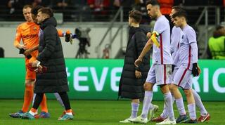 שחקני ברצלונה בסיום