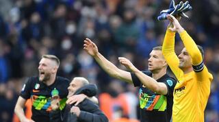 שחקני אינטר חוגגים