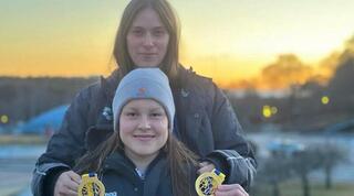 אנסטסיה גורבנקו עם המאמנת אוריה פיטרברג