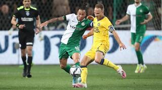 דן גלזר נאבק עם צ'ירון שרי