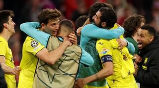 שחקני ויאריאל חוגגים