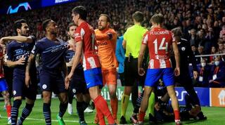 שחקני אתלטיקו מדריד ומנצ'סטר סיטי מתעמתים