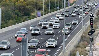 הפקקים באיילון דרום לכיוון אשדוד לפני ליל הסדר