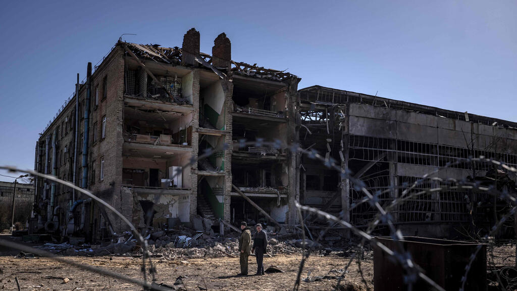 בניינים בחברת תעשיות צבאיות ליד בירת אוקראינה קייב נהרסו מטילי שיוט של צבא רוסיה