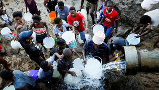דרום אפריקה שיטפונות הצפות אזור העיר דרבן
