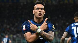 לאוטורו מרטינס חוגג