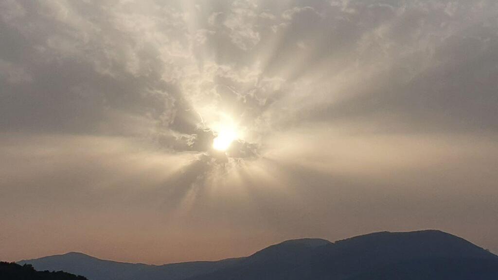 Закат в облаках (Фото: Ахия Рабад) שקיעה מעל בקעת בית נטופה