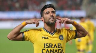 אבי ריקן חוגג