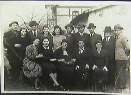 משפחת גליק המורחבת לפני השואה