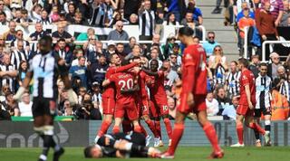 שחקני ליברפול חוגגים