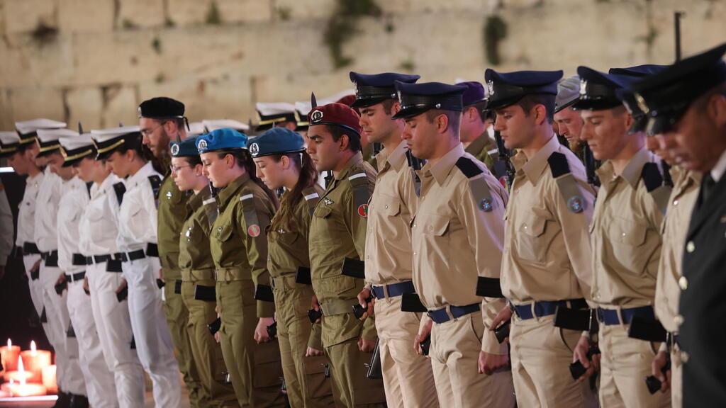 טקס יום הזיכרון לחללי מערכות ישראל ברחבת הכותל בירושלים