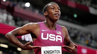 אריון נייטון חוגג