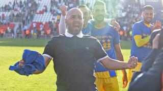 אדם האדיה חוגג