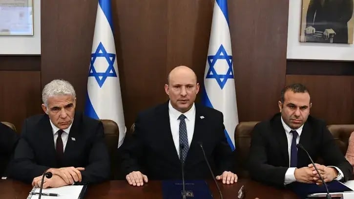 Prime Minister Naftali Bennett during a cabinet meeting, May 8