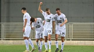 שחקני בית"ר ירושלים חוגגים