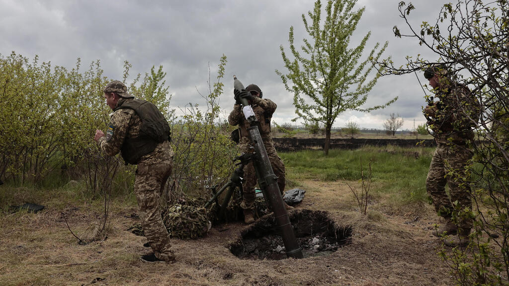לוחם אוקראיני של צבא אוקראינה במחוז חרקוב