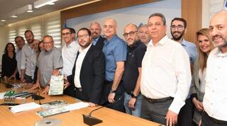 מעמד חתימת ההסכם