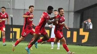 שחקני הפועל חדרה חוגגים