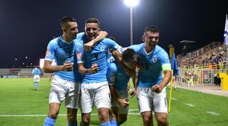 שחקני נבחרת ישראל חוגגים