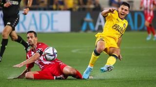 דן איינבינדר מתקל את אוסקר גלוך