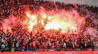 אבוקות ביציעי הפועל תל אביב