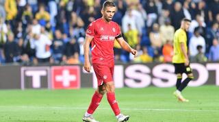 ממתין. מיגל ויטור