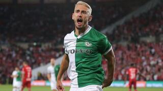 עומר אצילי חוגג