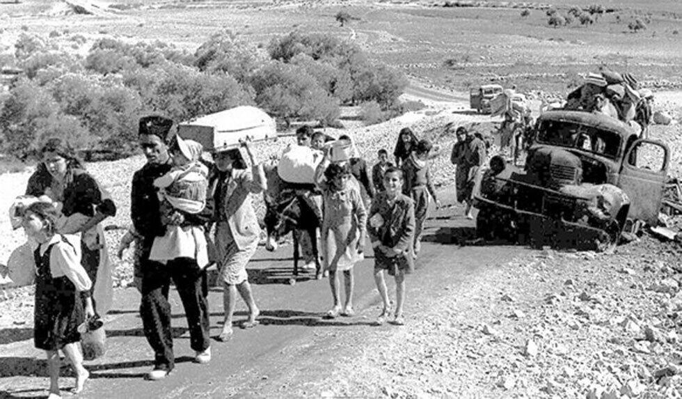 Palestinian refugees in northern Israel during the war of Independence 