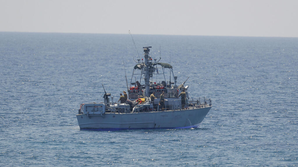 ספינת חיל הים ליד ראש הנקרה