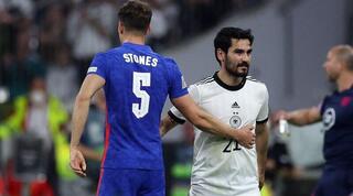 גונדואן וסטונס