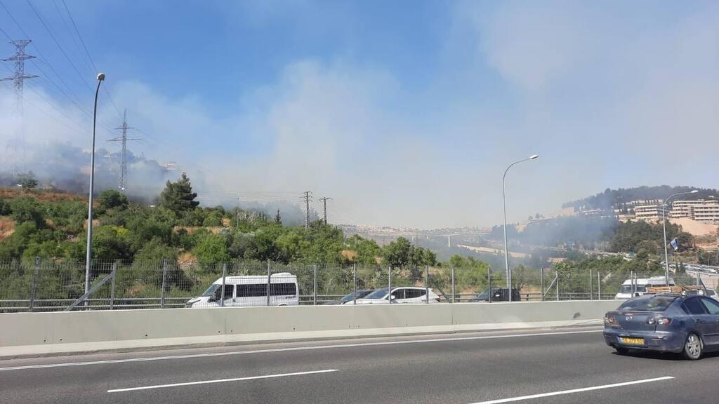 Пожар в Иерусалимских горах (Фото: Яир Дан) תיעוד השריפה בהרי ירושלים