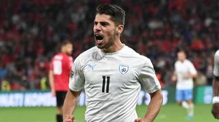 מנור סולומון חוגג