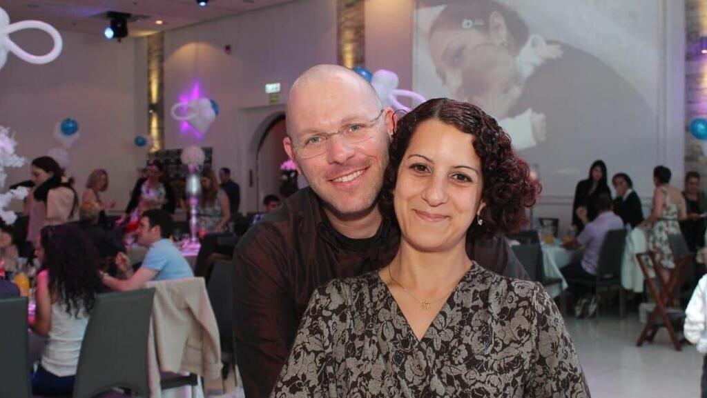 עמיחי כרמלי עם אשתו קרן