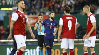 קארים בנזמה מאוכזב