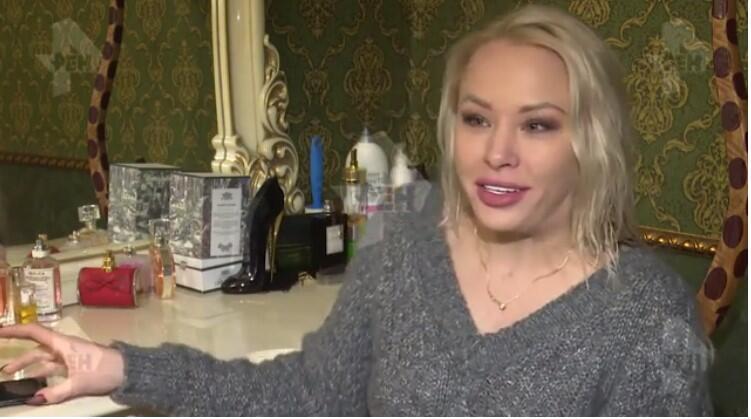 Лола Тейлор (Кадр российского ТВ) Лола Тейлор