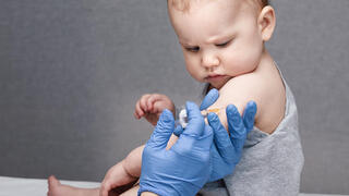 חיסון חיסונים תינוק תינוקות קורונה