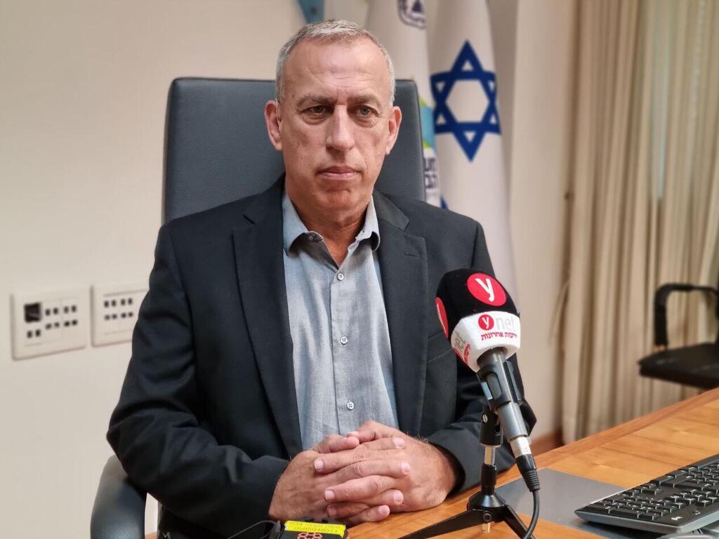 נחמן אש