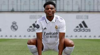 אורליאן טשואמני