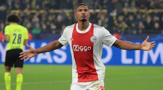 סבסטיאן האלר חוגג