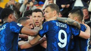 שחקני אינטר חוגגים