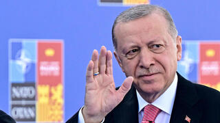 רג'פ טאיפ ארדואן ושר החוץ של טורקיה מבלוט צ'בושולו פסגת נאט"ו מדריד