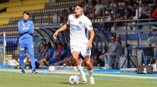 גיא מזרחי עם הכדור